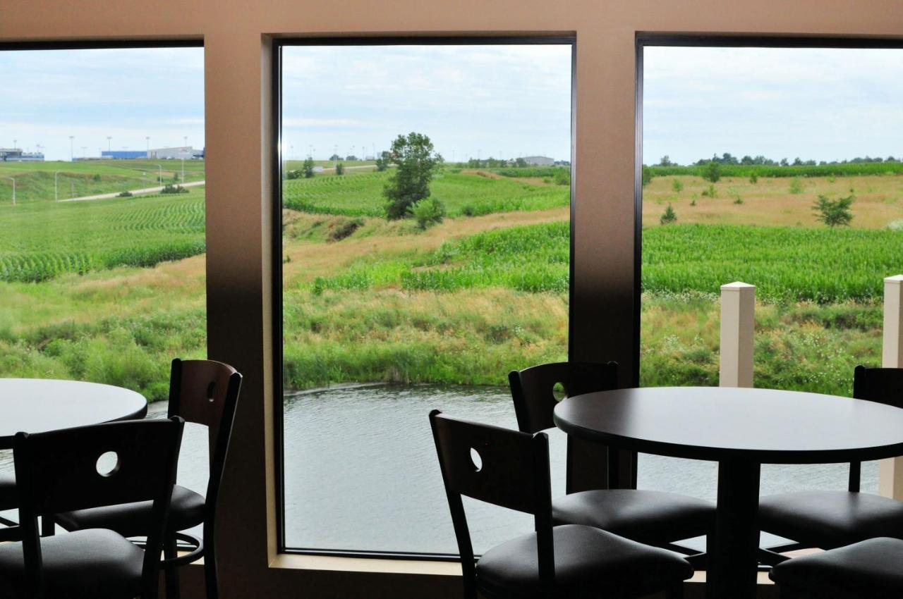 Cobblestone Inn & Suites - Newton Esterno foto