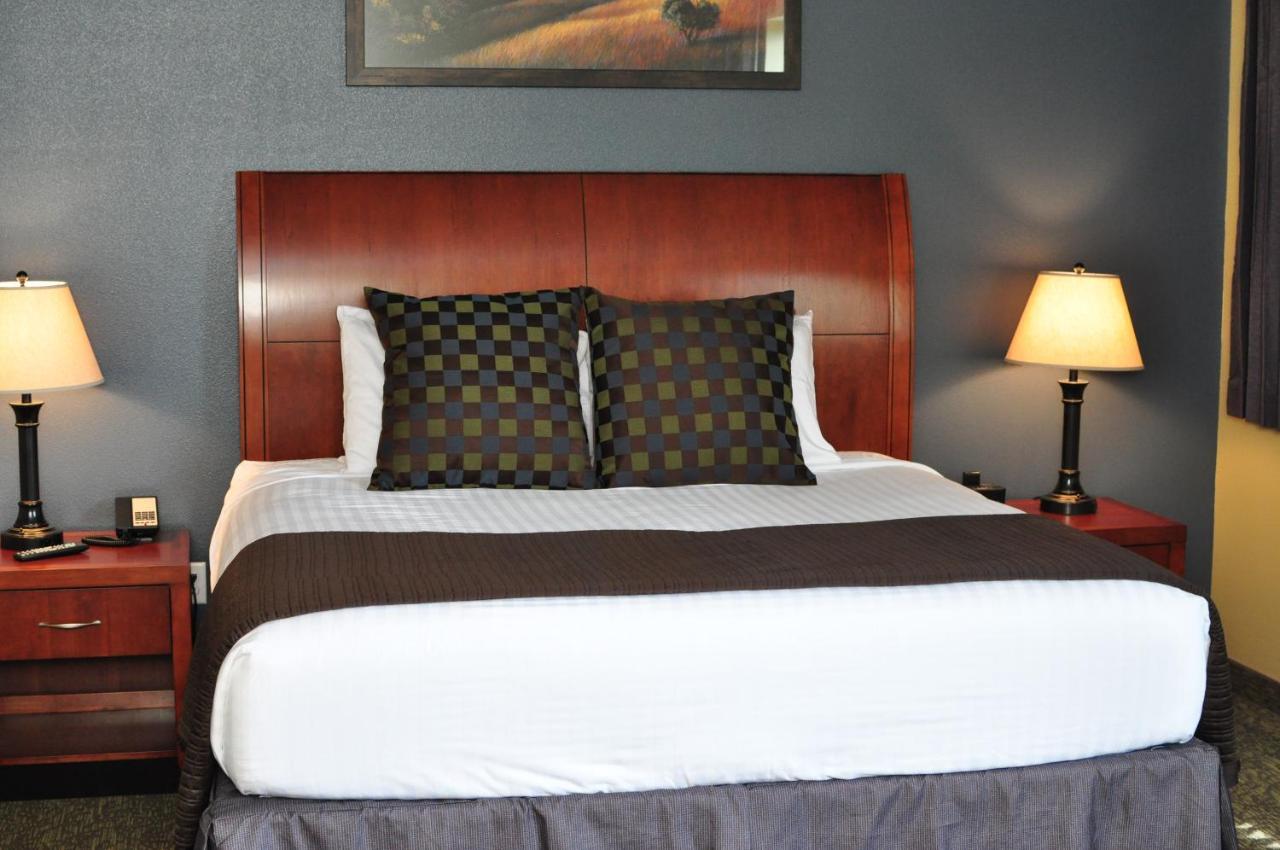 Cobblestone Inn & Suites - Newton Esterno foto
